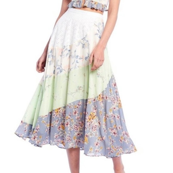 Free People Dresses & Skirts - Free People Maxi PatchWork Skirt Eyelet Lined Flowy Size 6